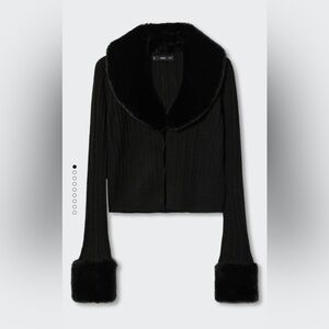 Faux Fur Collar Cardigan